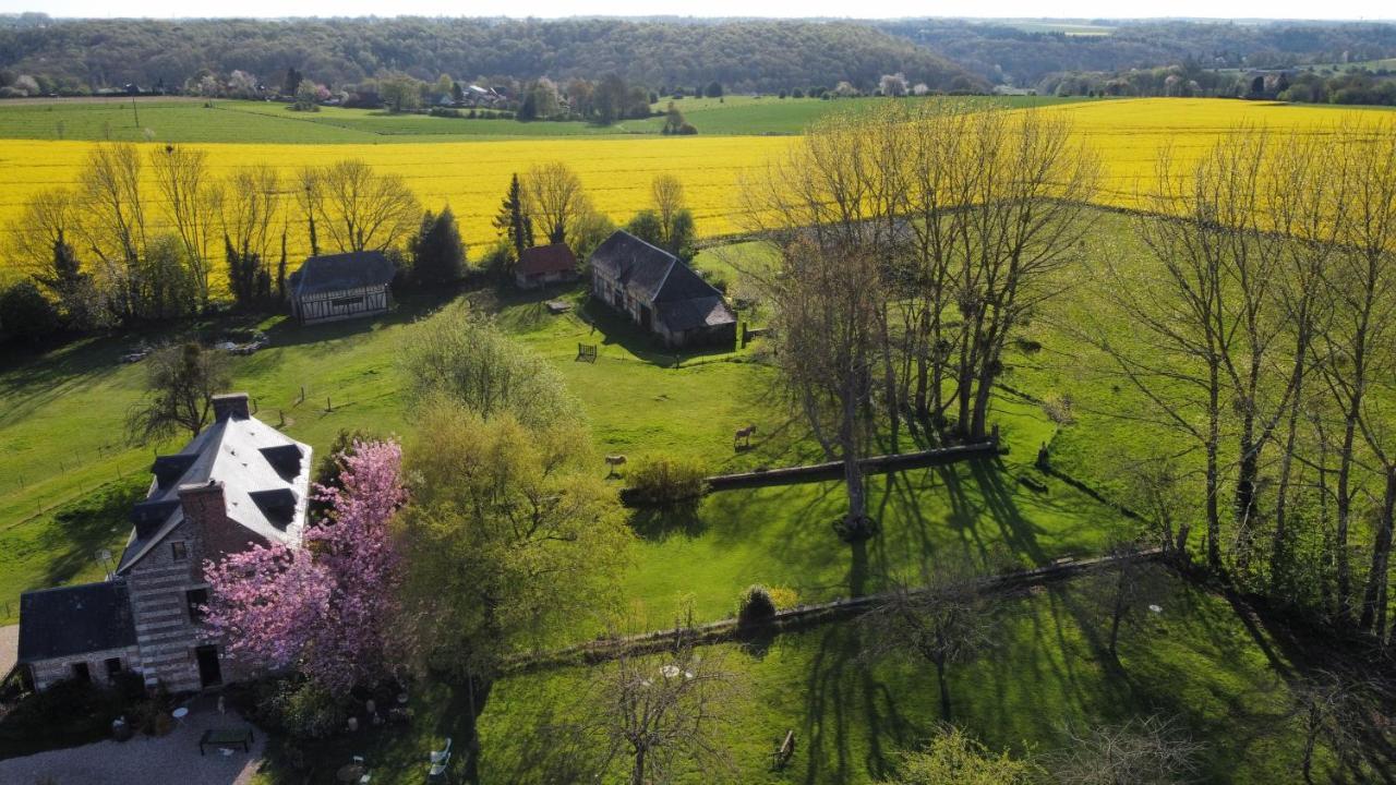 Le Petit Manoir De La Vernelle Fourmetot Exterior foto