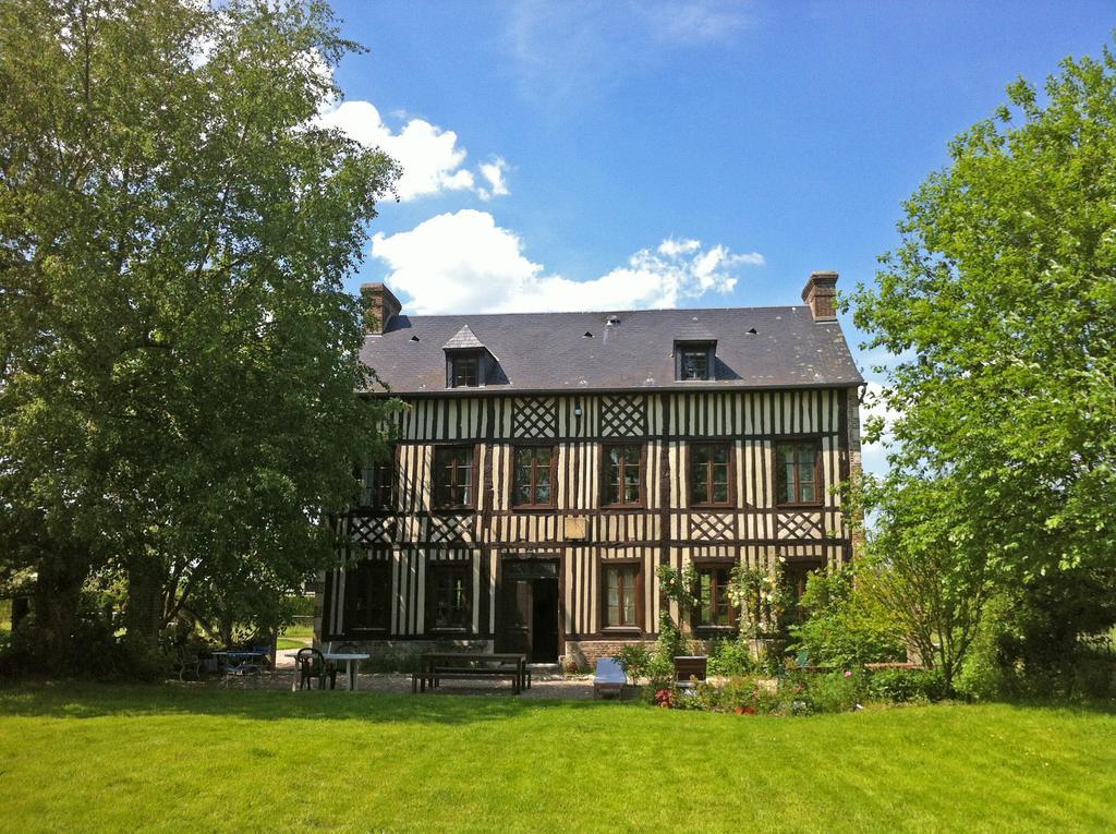 Le Petit Manoir De La Vernelle Fourmetot Exterior foto